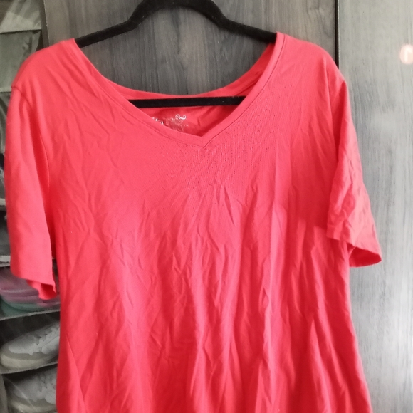 Top - Picture 1 of 2